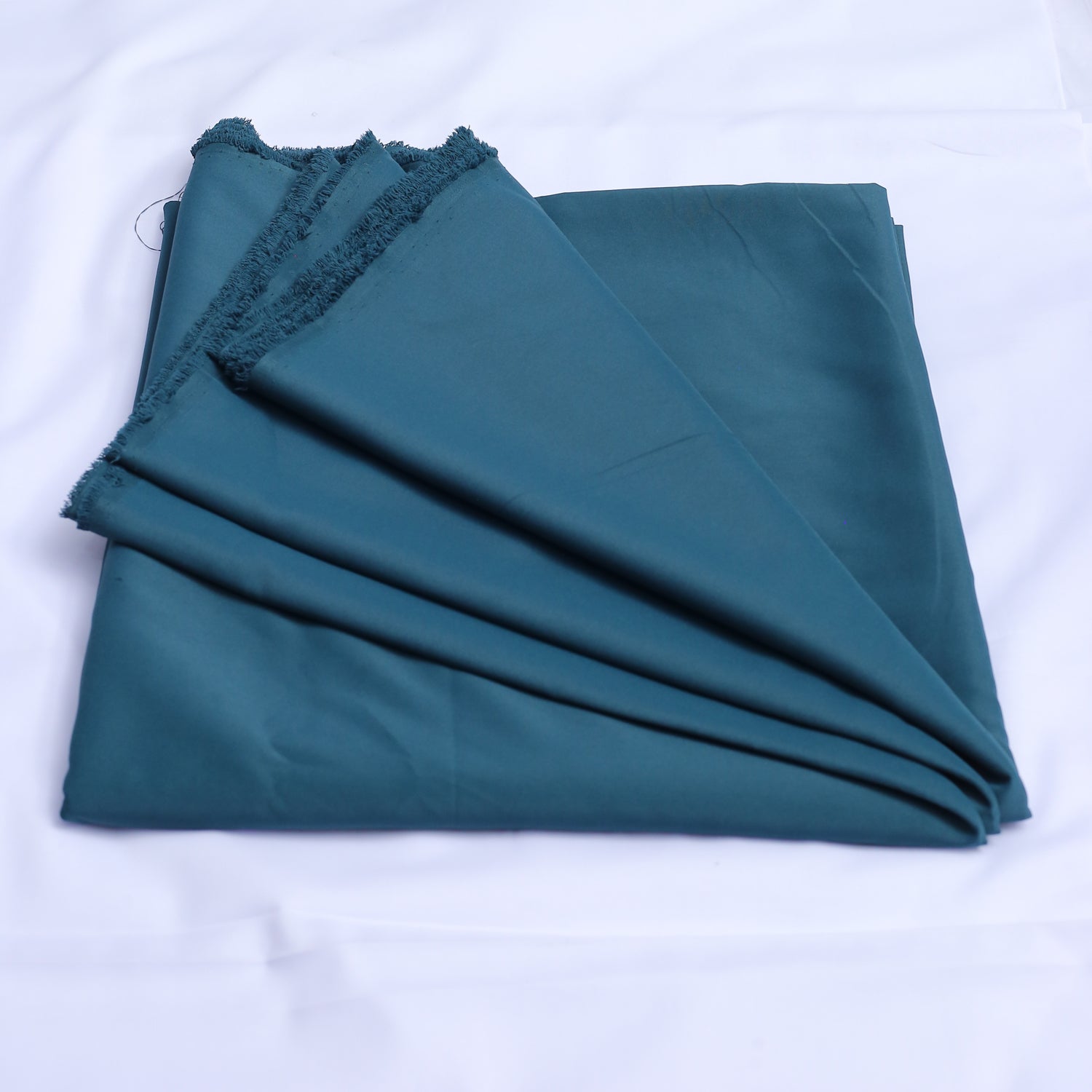 Zellora Qaza Plus Boski – Unstitched Suit