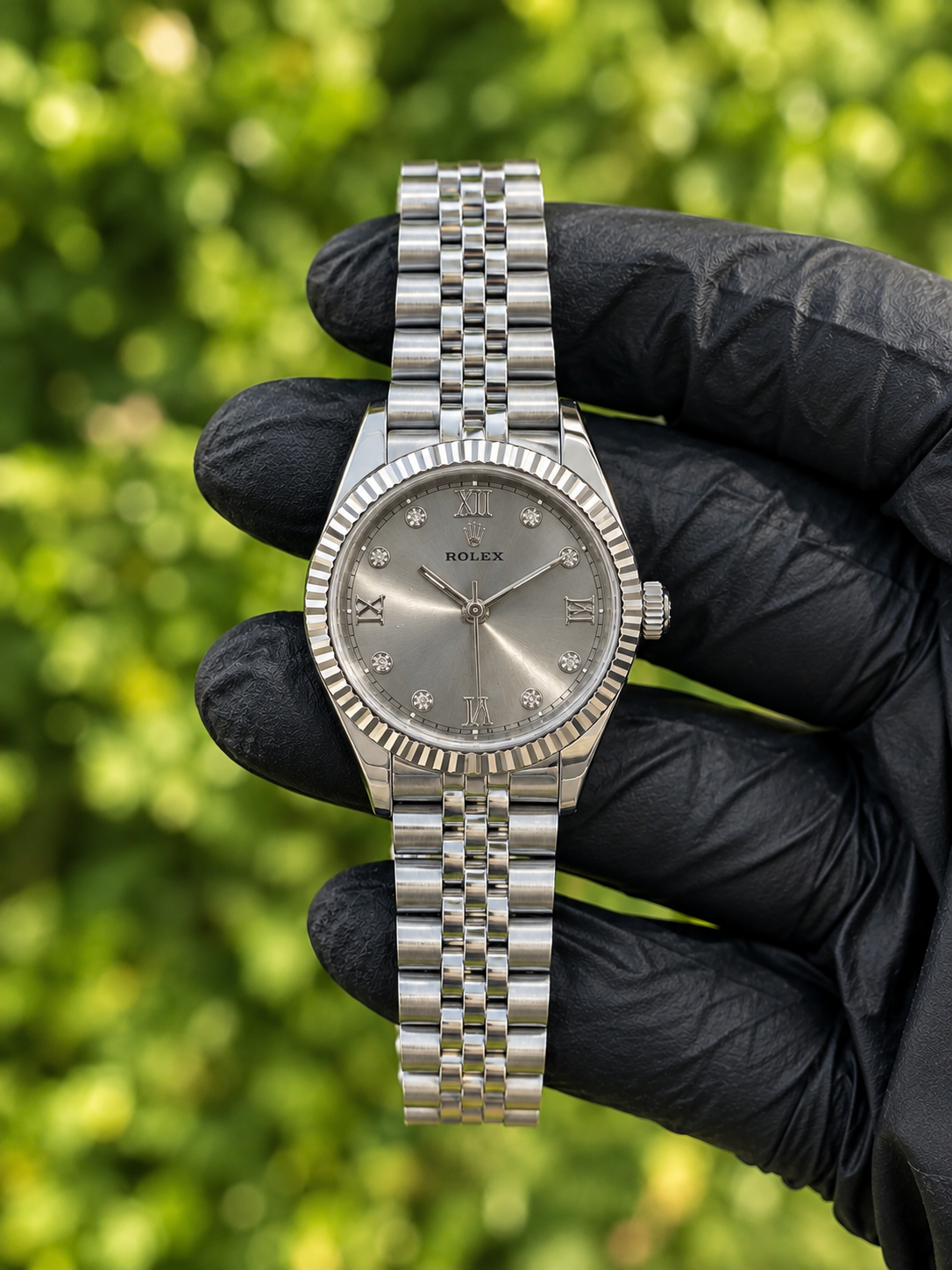 Rolex Ladies Silver Watch – Luxury Quartz Style Wristwatch